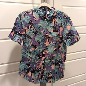 H&M Tropical Patterned short sleeve button down size M